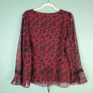 Motherhood Maternity Floral V-Neck Laced Blouse Size Medium